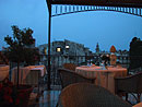 写真：チェントラーレパラスの屋上レストランの夜景